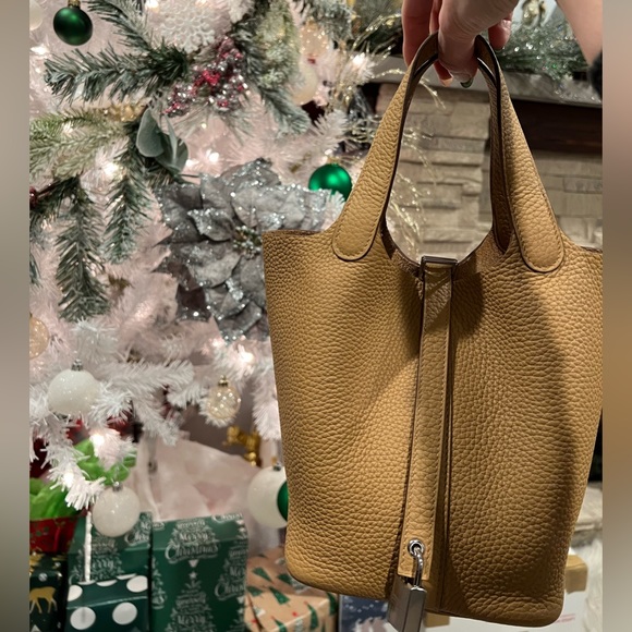 HERMÈS PICOTIN 18 LOCK BAGS. - Picture 5 of 16